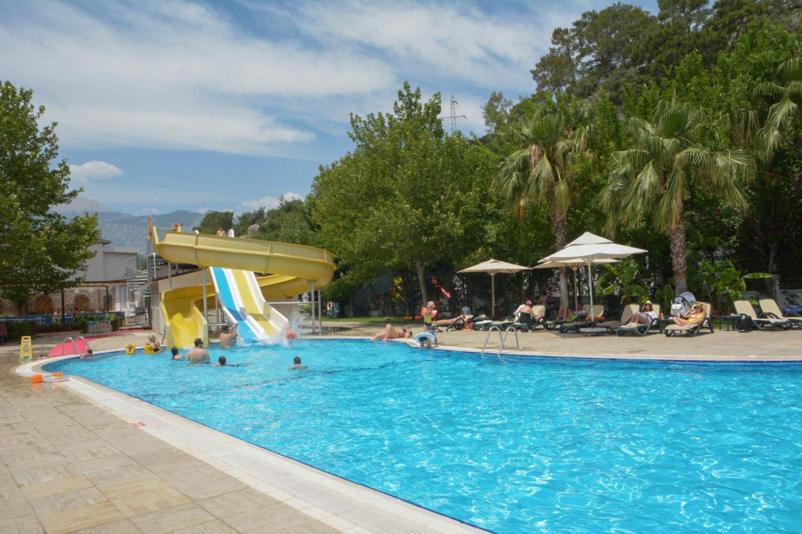 Miramor Hotel & Spa Antalia Esterno foto Swimming pool in Turkey