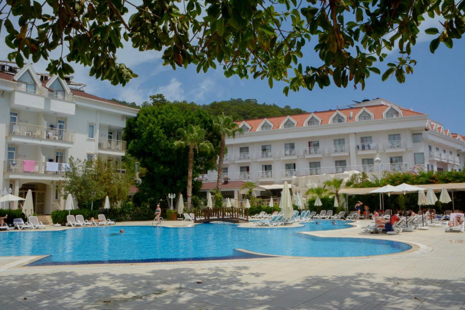 Miramor Hotel & Spa Antalia Esterno foto A resort in Turkey