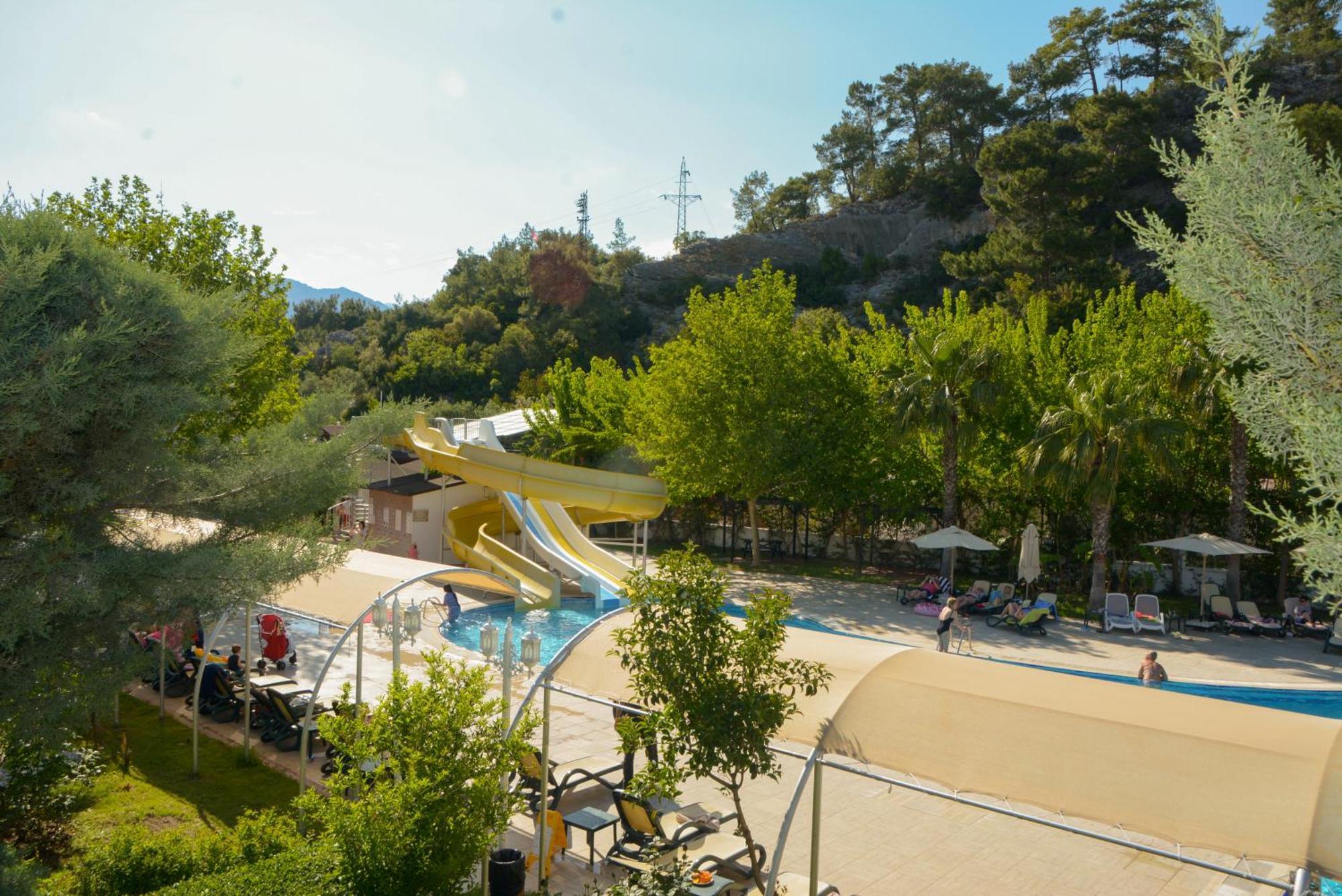 Miramor Hotel & Spa Antalia Esterno foto The children's pool