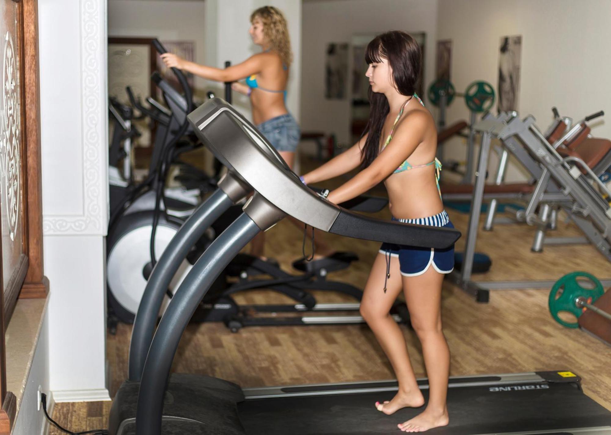 Miramor Hotel & Spa Antalia Esterno foto A treadmill in use